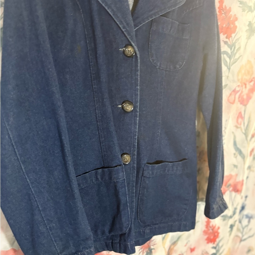 Vintage Stylish Dark Blue Jean Jacket - Picture 3 of 10